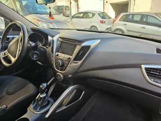 Hyundai Veloster 2014