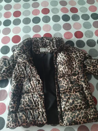 Cazadora Stradivarius Animal Print