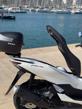 Honda PCX 125 (2025) - Garantía Oficial