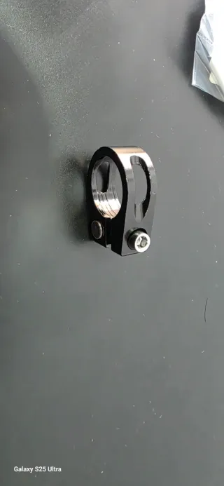 Abrazadera sillín Monty 22.5 mm