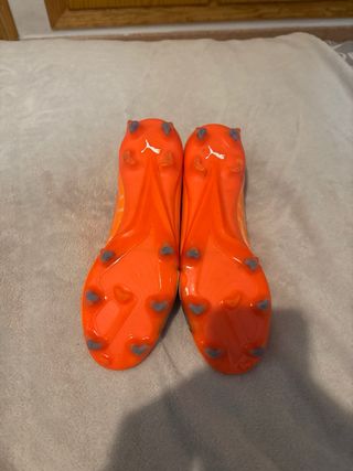 Zapatos Puma Fútbol Césped Naranja
