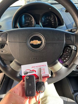 Llaves de coches y mandos