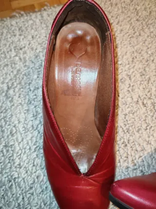 Zapatos tacón piel rojos Desire T39