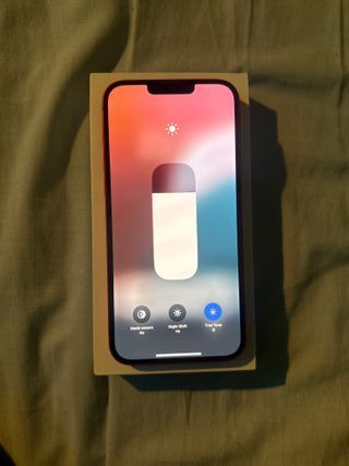 iPhone 14 Plus Rosso impeccabile