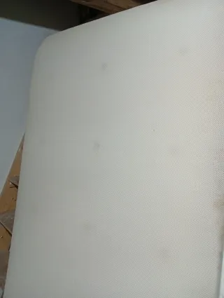 Somier tapizado beige con patas  2m/90 Santutxu