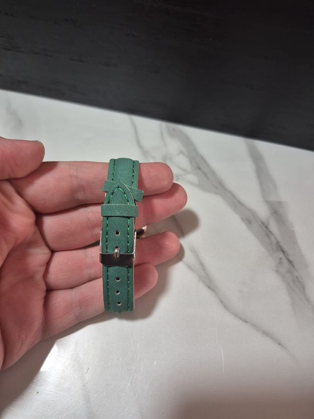 Orologio da donna stile Tank 25mm verde