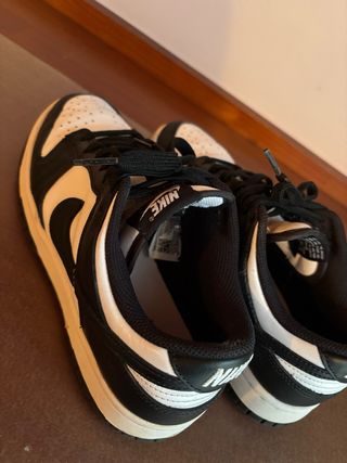Nike Dunk Low Blanco y Negro