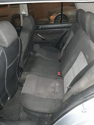 Volkswagen Golf 2002