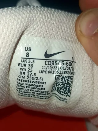 Zapatillas Nike Beige y Rosa