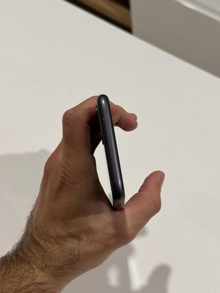 iPhone 11 / 128 GB Negro