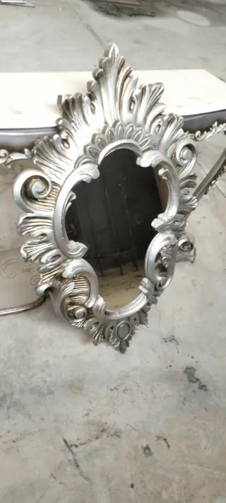 Mesa consola mármol y metal plateado