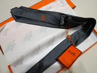 Corbata Hermès Negra y Gris