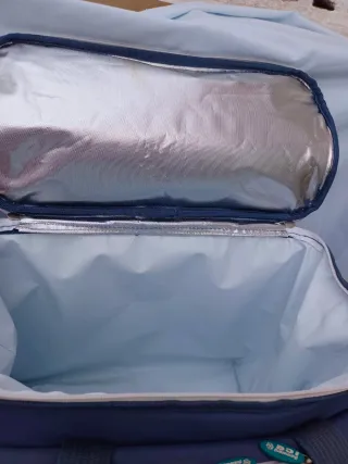 Nevera de camping blanda azul