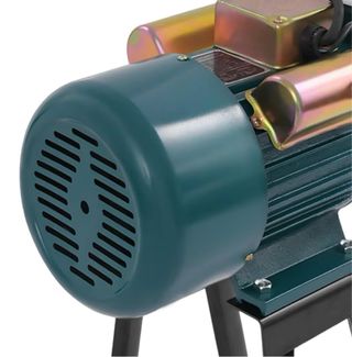 Mulino con supporti e viti