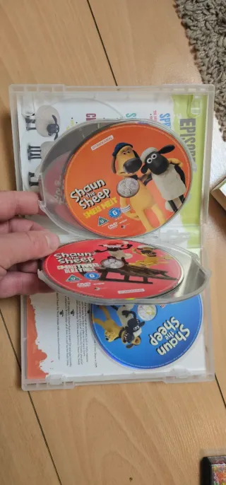 Sony PlayStation 3 Slim, 2 controller, volante, 250GB