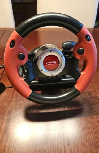 Sony PlayStation 3 Slim, 2 controller, volante, 250GB