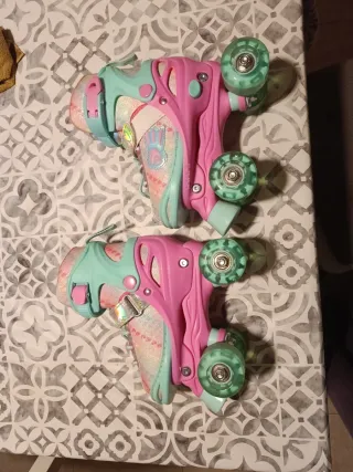 Patines de 4 ruedas infantiles de niña