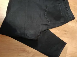 Pantalón vaquero negro mujer talla 48