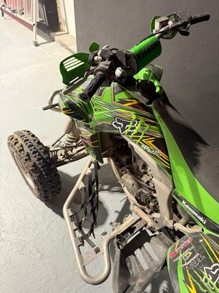 Quad Kawasaki KFX 450 IMPECABLE