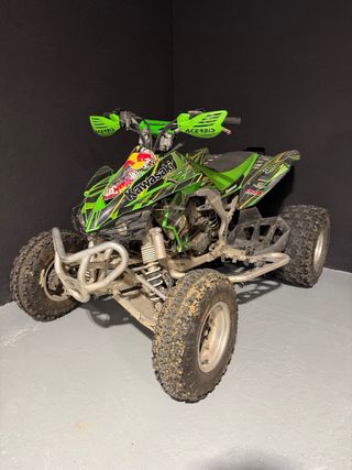 Quad Kawasaki KFX 450 IMPECABLE