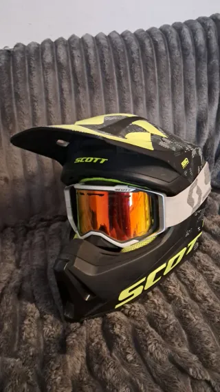 Casco Scott con gafas talla L Tiene 2 usos