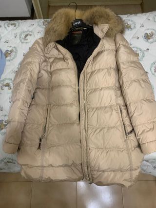 Piumino Prada Beige Caldo e Leggero