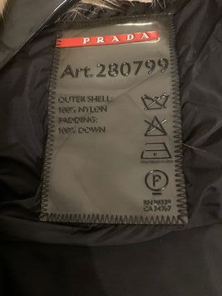 Piumino Prada Beige Caldo e Leggero