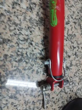 Barra de remolque para bicicletas