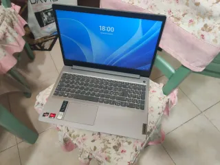 Portatile Lenovo ideap 3 i7 8gb ram ssd 500gb 15.6