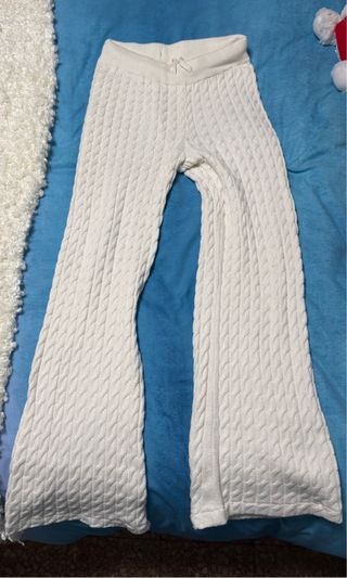 Pantalones blancos de punto acanalado