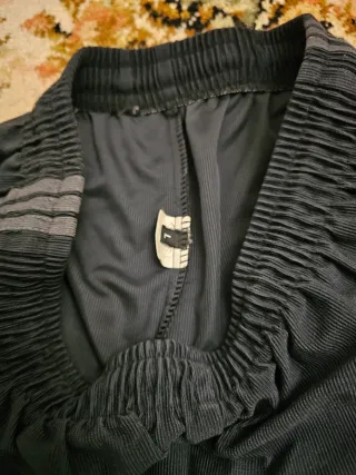 Chándal Gris y negro Talla L