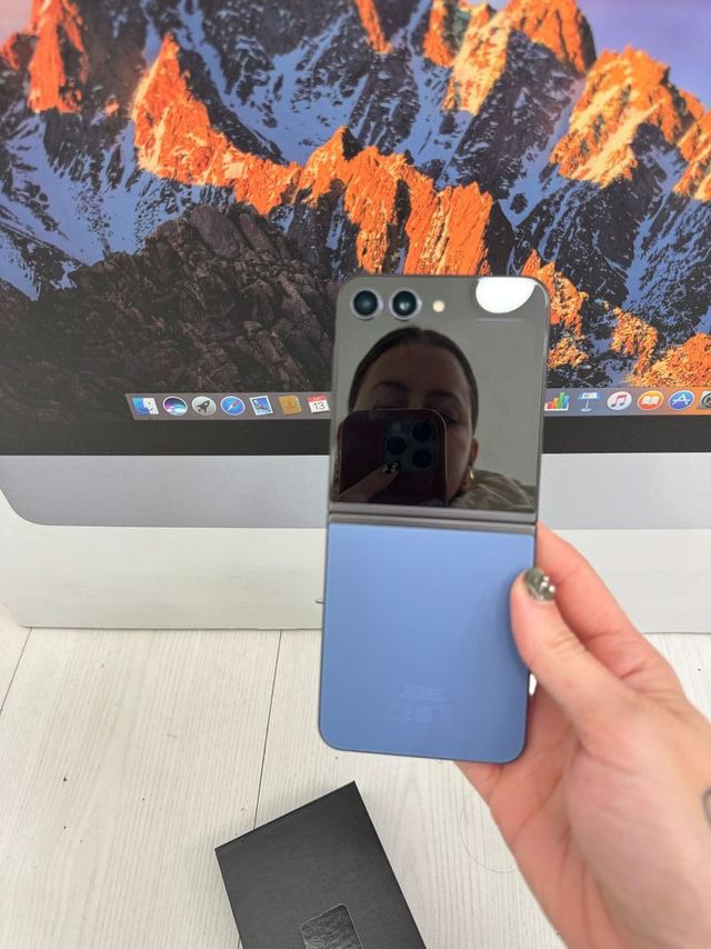 Samsung Z flip5 256gb como nuevo