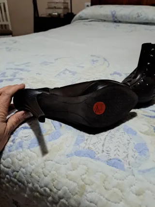 Sandalias de tacón con tiras mujer