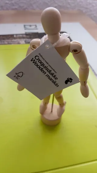 Maniquí de madera articulado