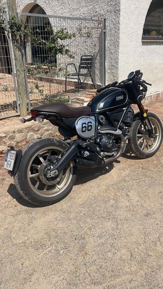 Ducati Scrambler Cafe Racer 800cc