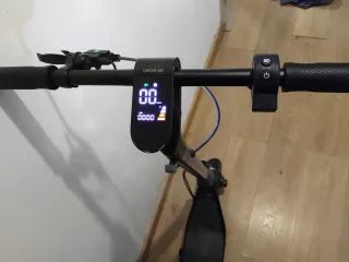 Patín Eléctrico Cecotec Poco Uso tiene caja