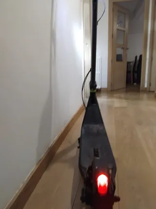 Patín Eléctrico Cecotec Poco Uso tiene caja