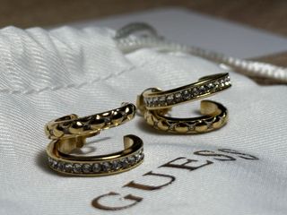 Pendientes Guess