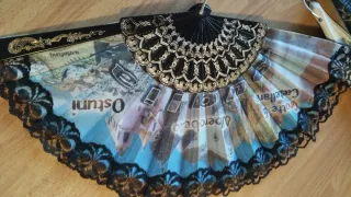 Lotto 4 ventagli da collezione