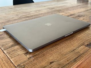 MacBook Pro 16 2019 Plata/Gris Espacial