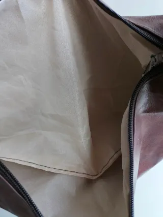 Borsa a sacca marrone in similpelle