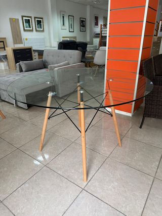 Mesa de comedor redonda de cristal