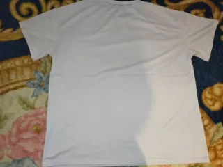 Camiseta básica morada