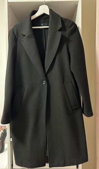 Abrigo Negro Stradivarius