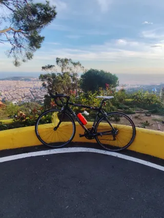 Bicicleta de carretera conor WRC