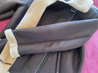 Cazadora efecto piel marrón Talla S