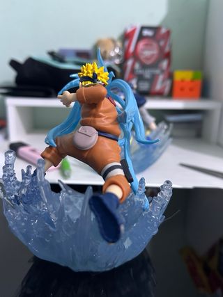 Figuras Naruto y Sasuke