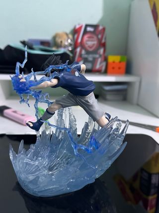 Figuras Naruto y Sasuke