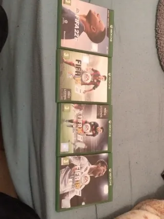 Lote 4 Juegos FIFA Xbox One: 15, 16, 18, 22
