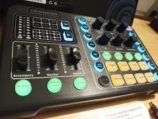 Tarjeta de Sonido Live para Podcast